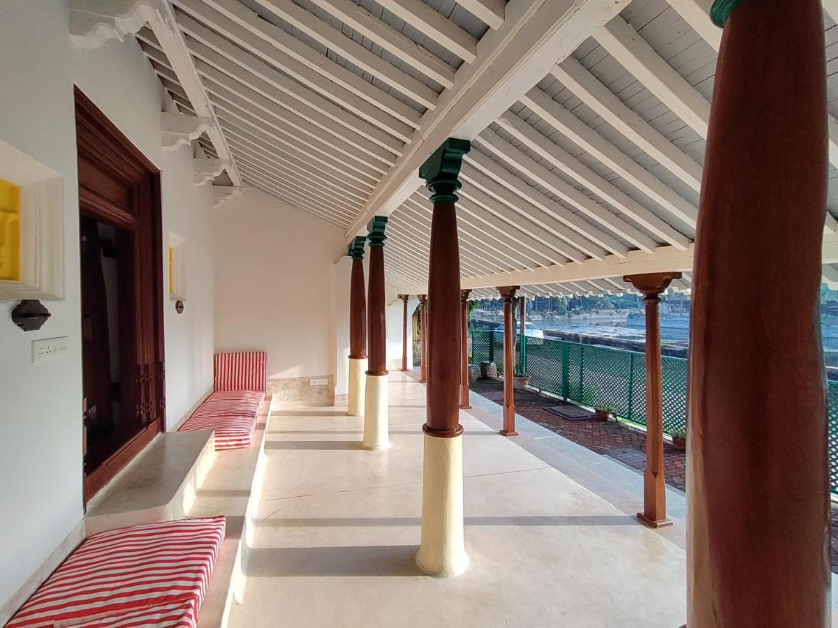 Mangala Heritage By Luxunlock Private Villas Tirukkannapuram Extérieur photo